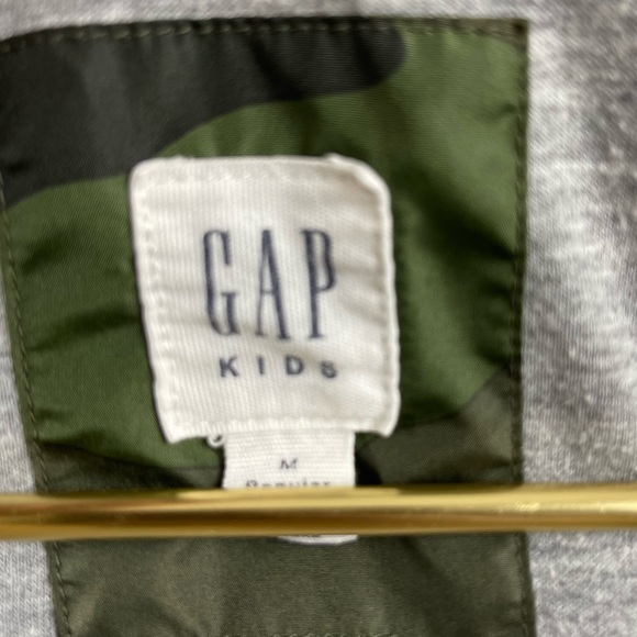 GAP Kids Camo Windbreaker Jacket Green Rainproof Hooded Boy’s Size Medium - Picture 5 of 5